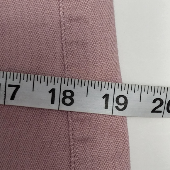 Celebrity Pink Honey mauve midrise cuffed denim shorts size 13 - Picture 7 of 8